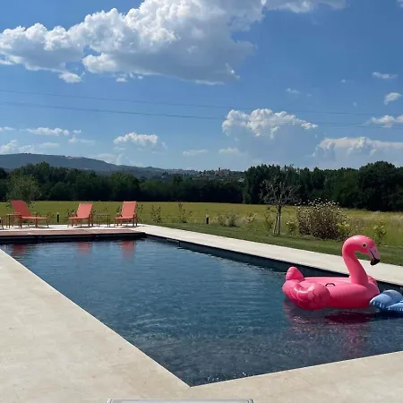 Tenuta Tra Todi E Perugia Con Piscina In Esclusiva Apartament
